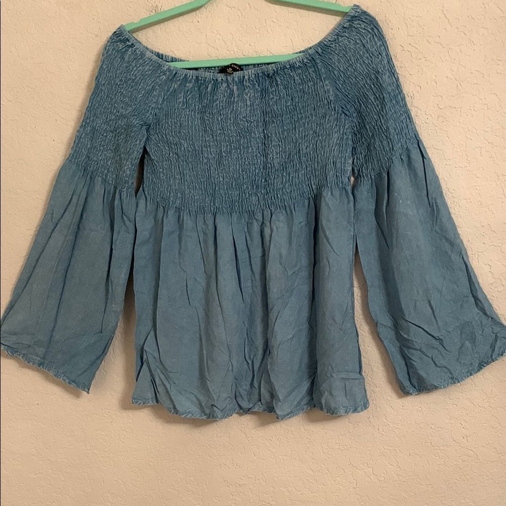 NWT Style Envy Rayon Tie Dye Blue Off-Shoulder Long Bell Sleeve Flowy Top Size M